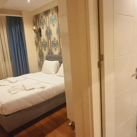 Hotel By Historial Due 3*