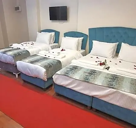 Hotel By Historial Due 3*