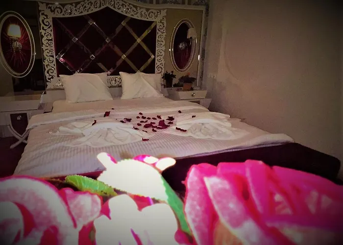 Hotel By Historial Due 3*