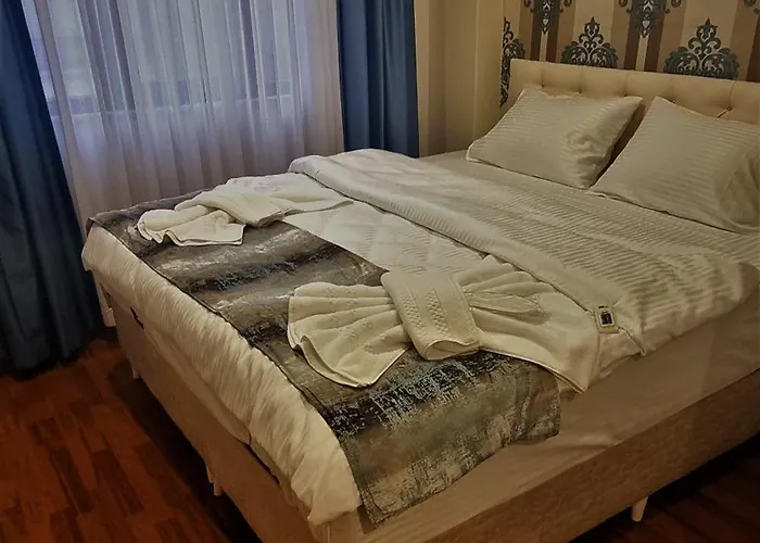 By Historial Due Istambul