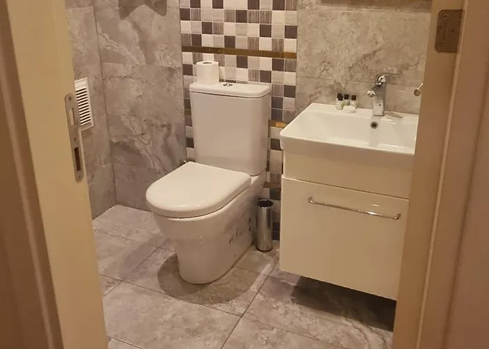 By Historial Due Hotel