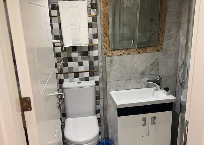 Hotel By Historial Due 3*